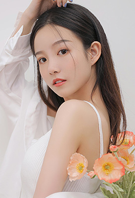粉嫩被两个黑人狂操av无码高清影视